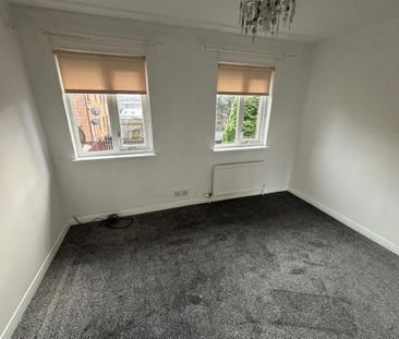 2 bedroom semi-detached house to rent - Photo 5