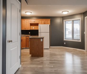 🏡 Charming 2 Bedroom - Photo 6