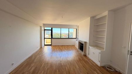 2 Bedroom Apartment with parking, Bairro do Rosário, Cascais - Photo 4