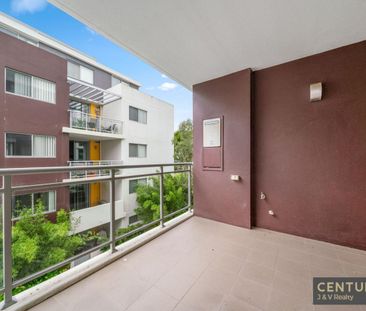 Bright and Spacious Unit - Available Now! - Photo 5