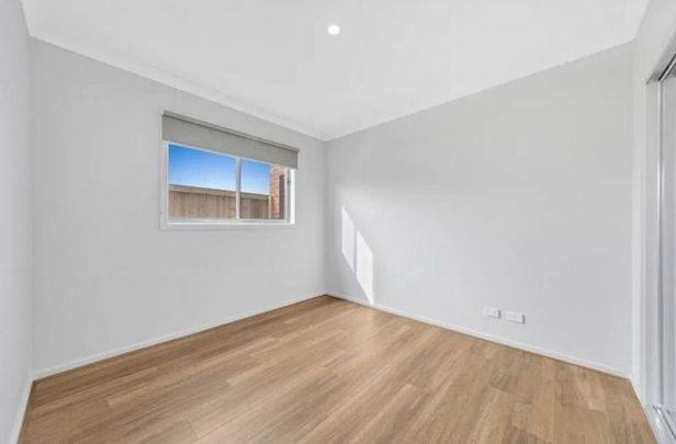 9 Heidelberg Street, Mambourin - Photo 1