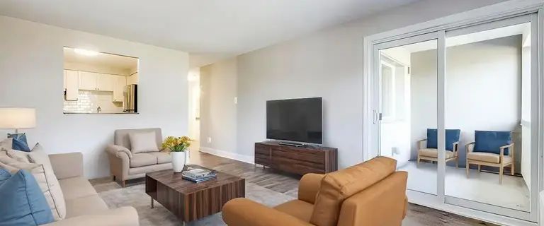 Talisman Square | 457/467 Edinburgh Road, Guelph - Photo 1