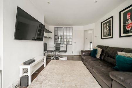 2 bedroom maisonette to rent - Photo 2