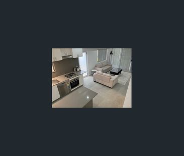 Stunning Contemporary 3 Bedroom Home with Modern Finishes - Photo 1