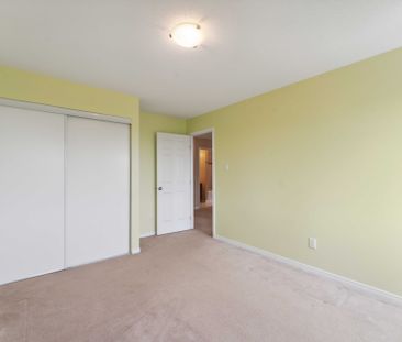 For Lease - 215 Huntsville Drive, Kanata, Ontario - Photo 5