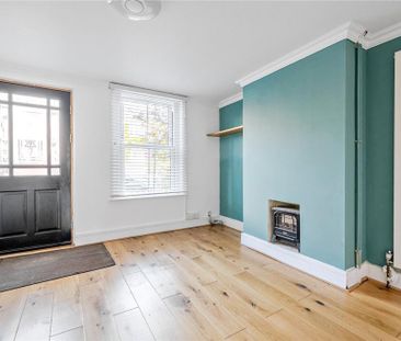 2 bedroom semi-detached house to rent - Photo 6