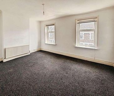 Woodlands, Hayes Point, Sully, CF64 - Photo 3