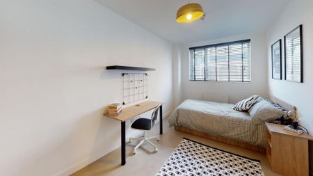 5 bedroom flat to rent - Photo 5