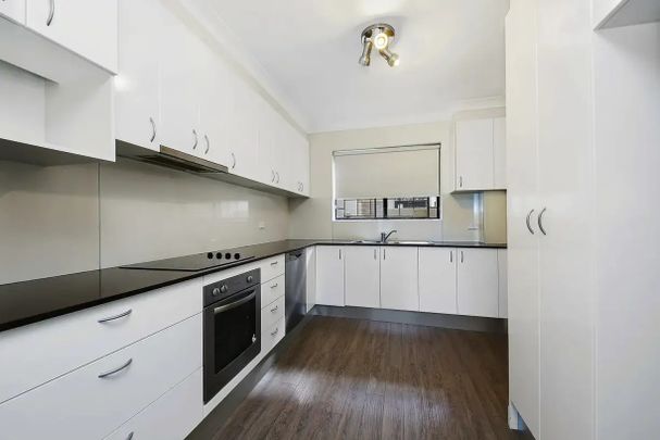 10/2-2a Francis Street, Bondi Beach, NSW 2026 - Photo 1