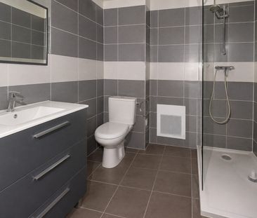 Location Appartement 3 pièces 70m² NARBONNE 11100 - Photo 2