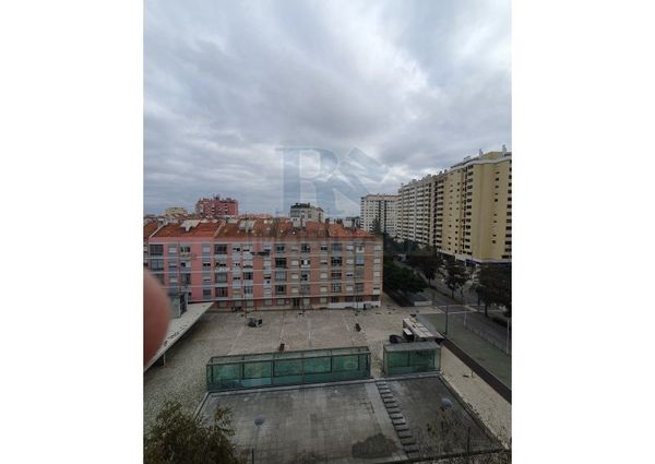 Apartamento T3 em Lisboa