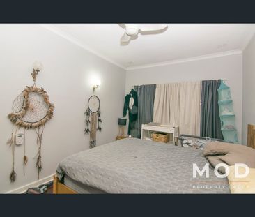 37 Whiteside St, Cloverdale, WA 6105 - Photo 1