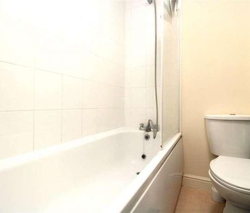 Church Road, Old Town, Swindon, Wiltshire, SN1 - Photo 4