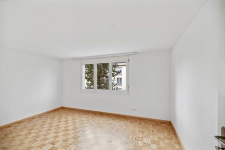 Spacieux appartement de 3,5 pièces avec beaucoup d’espace de rangement - Foto 3