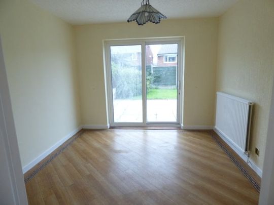 Freckleton Drive, Bury - Photo 1