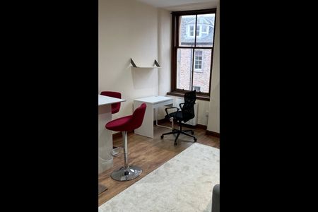 1 Bed Flat, Sciennes House Place, EH9 - Photo 2