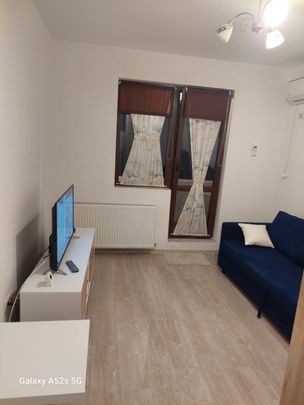 Inchiriez garsoniera Crinului, Rosu - Fotografie 1