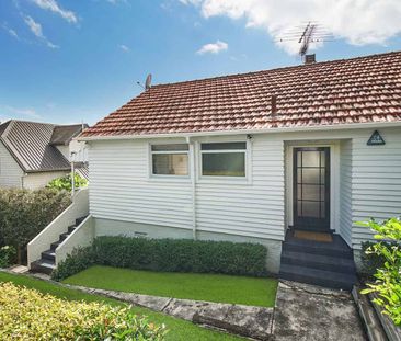 Picture-Perfect Orakei Cottage - Photo 5