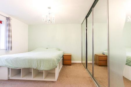 4 bedroom detached house to rent - Photo 3