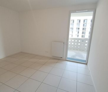 location Appartement T3 DE 66.18m² À BORDEAUX - Photo 3