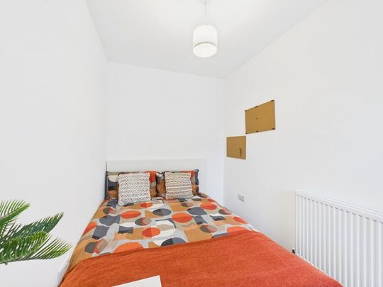 6 bedroom house share to rent - Photo 1