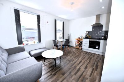 2 bedroom Flat in Marsh Vale, Leeds - Photo 1