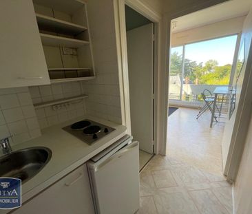Location Appartement 1 pièce 16m² BLOIS 41000 - Photo 3
