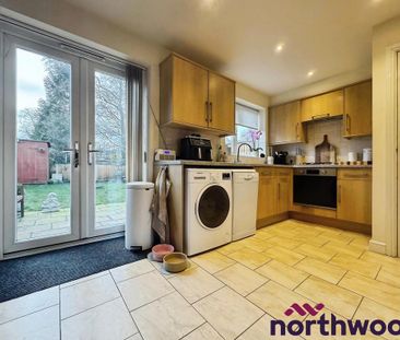 2 bedroom semi-detached house to rent - Photo 5