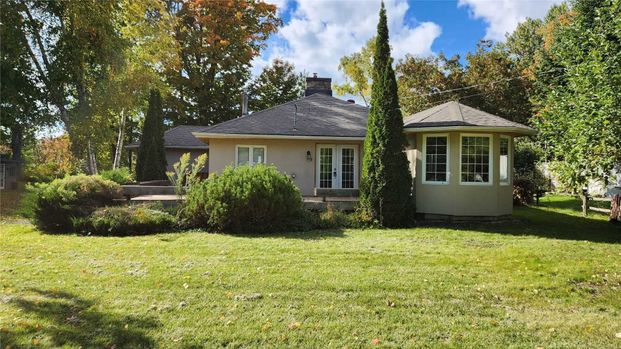 For Lease - 3968 30 Side Road, Innisfil, Ontario - Photo 1