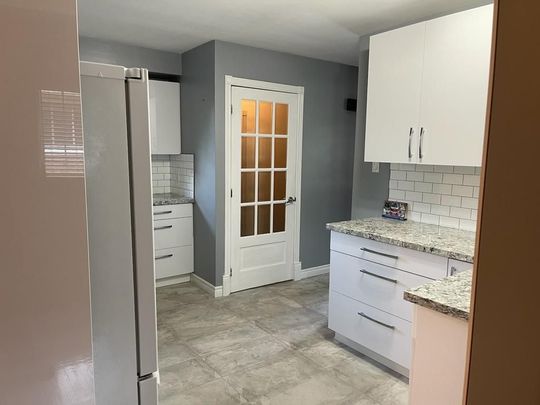 For Lease - 64 Sandsprings Crescent, Kitchener, Ontario - Photo 1