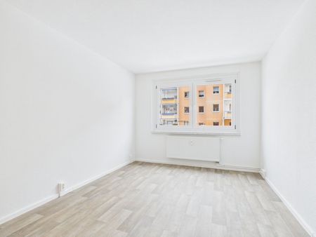 3-Raum-Wohnung mit Balkon auf dem südlichen Sonnenberg - Photo 3