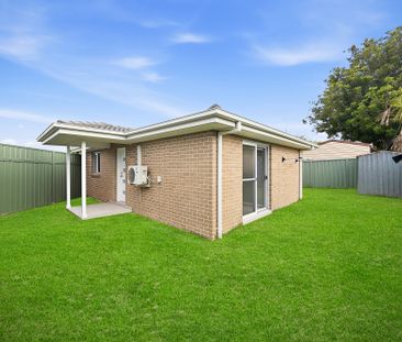 Recently New two bedroom Granny Flat With Water Included! - Photo 5