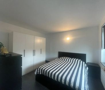 Recent en ruim appartement met 2 slaapkamers in het centrum van Geel - Photo 1