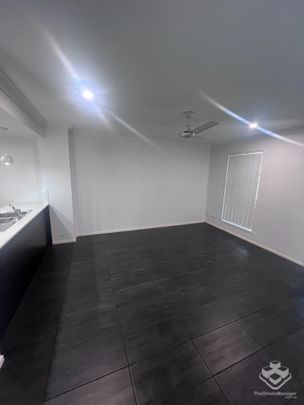 Heart of Burpengary!! 3 beds/2 bath/1 car - Photo 1