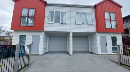 RENT REBATED FOR 4 WEEKS - Location and Convenience in the CBD - Photo 2