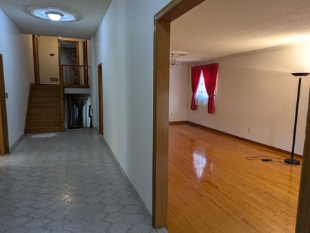 For Lease - 65 Lambeth Square, Toronto, Ontario - Photo 4