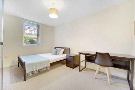 2 bedroom apartment to rent - Photo 5