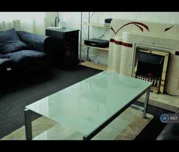 2 bedroom end of terrace house to rent - Photo 1