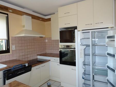 Location Maison 5 pièces 187m² - Photo 4