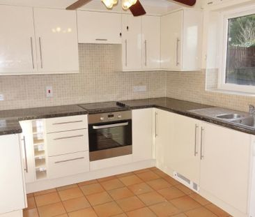 3 bedroom detached house to rent - Photo 6