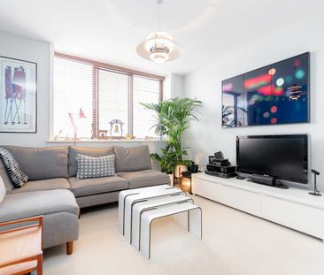 2 Bed Flat, Elisa Court, W1T - Photo 3