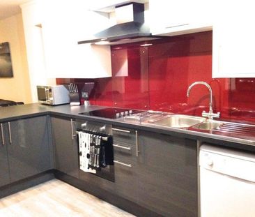 1 bedroom in a house share to rent - Photo 4