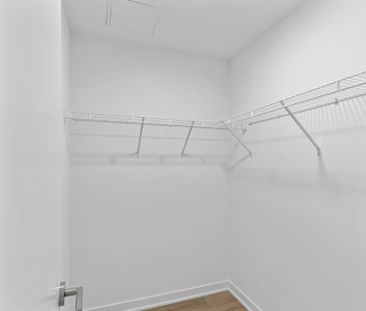 For Lease - 395 Dundas Street Unit# 614, Oakville, Ontario - Photo 6