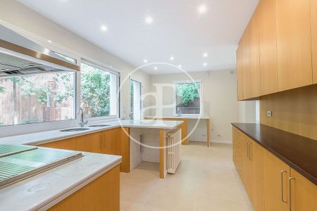 5 bedroom luxury Villa for rent in Barcelona, Spain - Photo 5