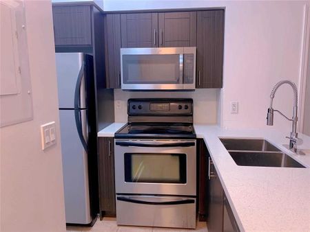 For Lease - 388 Prince Of Wales Drive Unit# 3705, Mississauga, Ontario - Photo 4