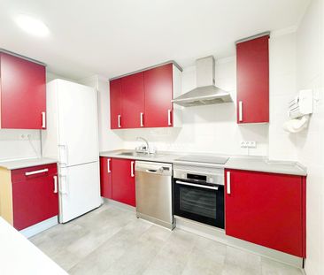 Piso de alquiler en Calle de la Maquinilla, Palomeras Sureste - Photo 1