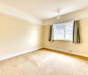 4 bedroom semi-detached house to rent - Photo 6