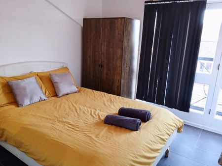 4 bedroom terraced house to rent - Photo 5