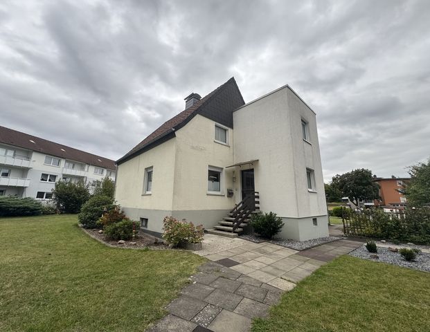 Charmantes Einfamilienhaus mit Garage - Foto 1