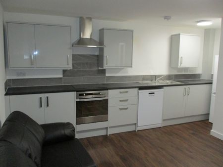 4 Bed Flat, Ninetree Hill, BS1 - Photo 5